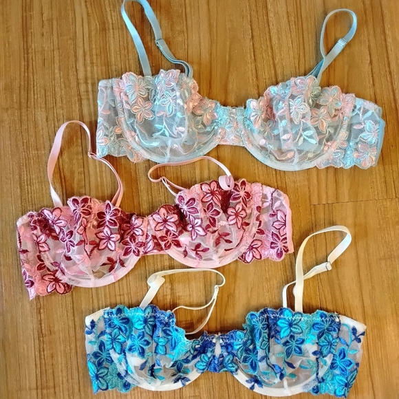 NWOT Floral Lace Underwire Bra Trio – Vibrant & Feminine (No Brand) Size Large - Picture 2 of 6